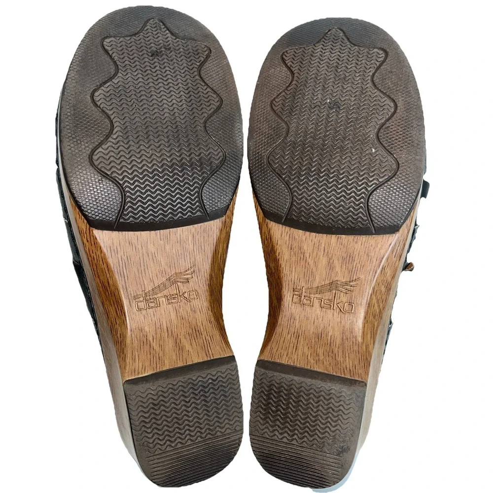 Dansko Serena Women's Size‎ 41/ 10.5-11 US Black Leather Flower Wedge